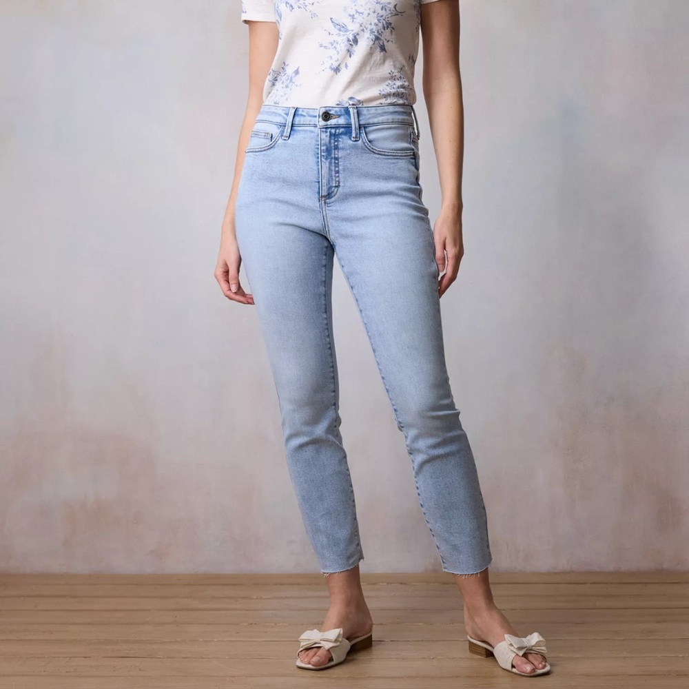 NWOT LC Lauren Conrad White Skinny Ankle Jeans